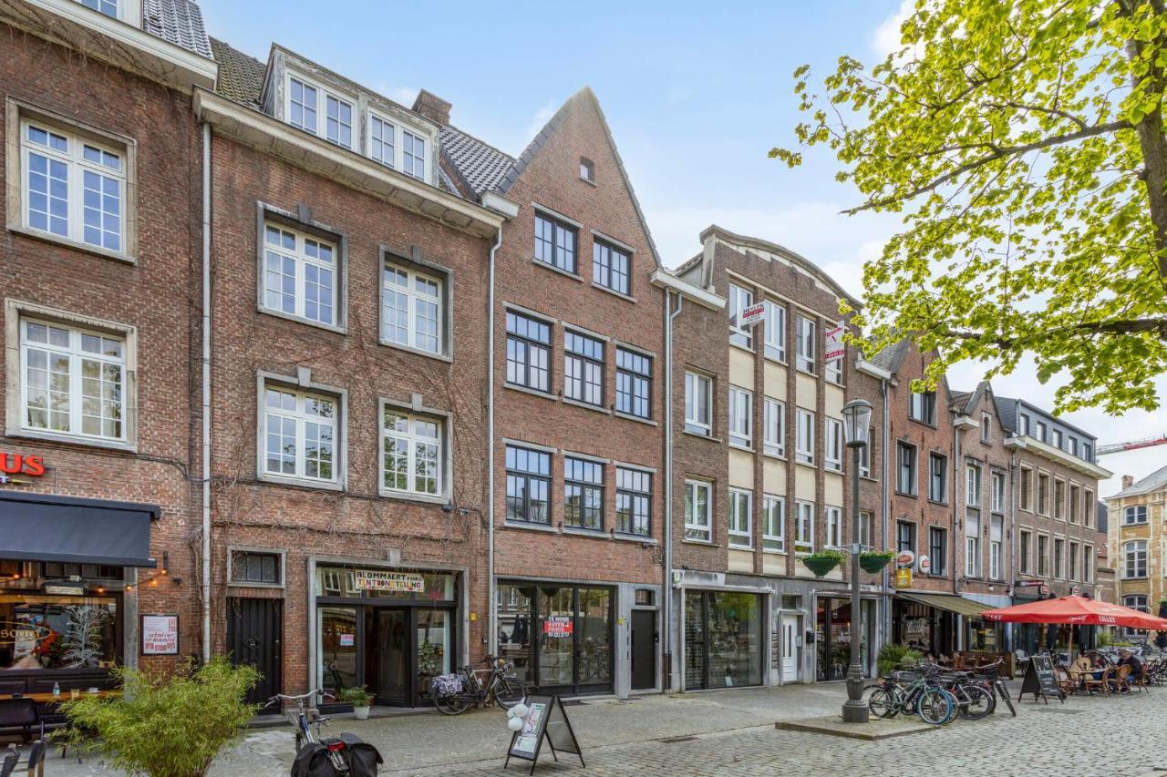 Vrijdagmarkt By Lit D'Art Antwerp Exterior photo